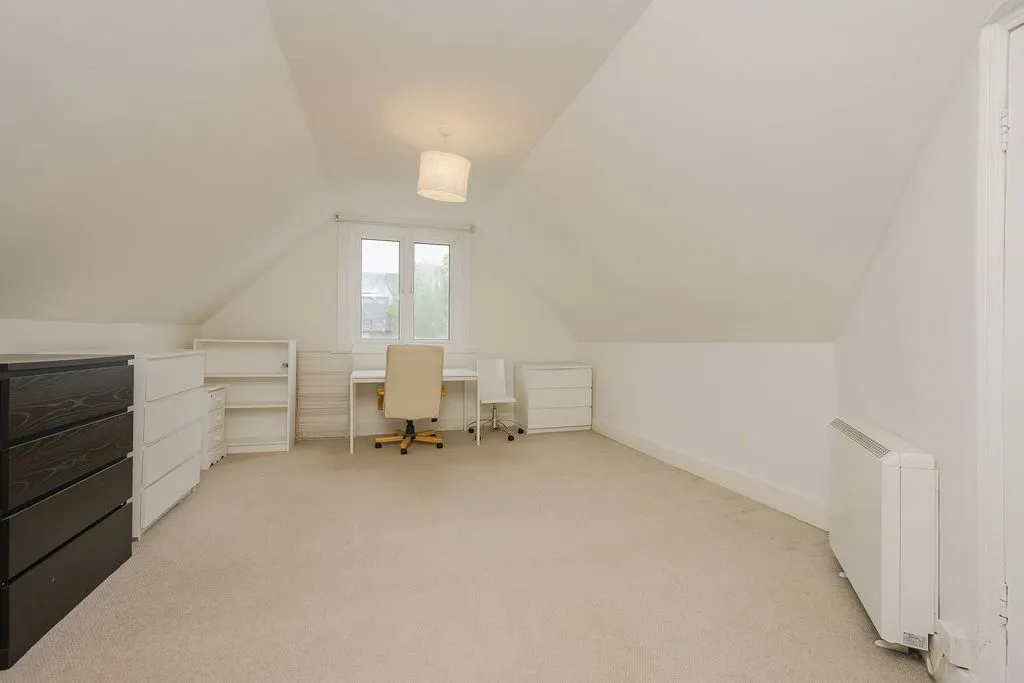 Parkwood Road, London, SW19, photo 6