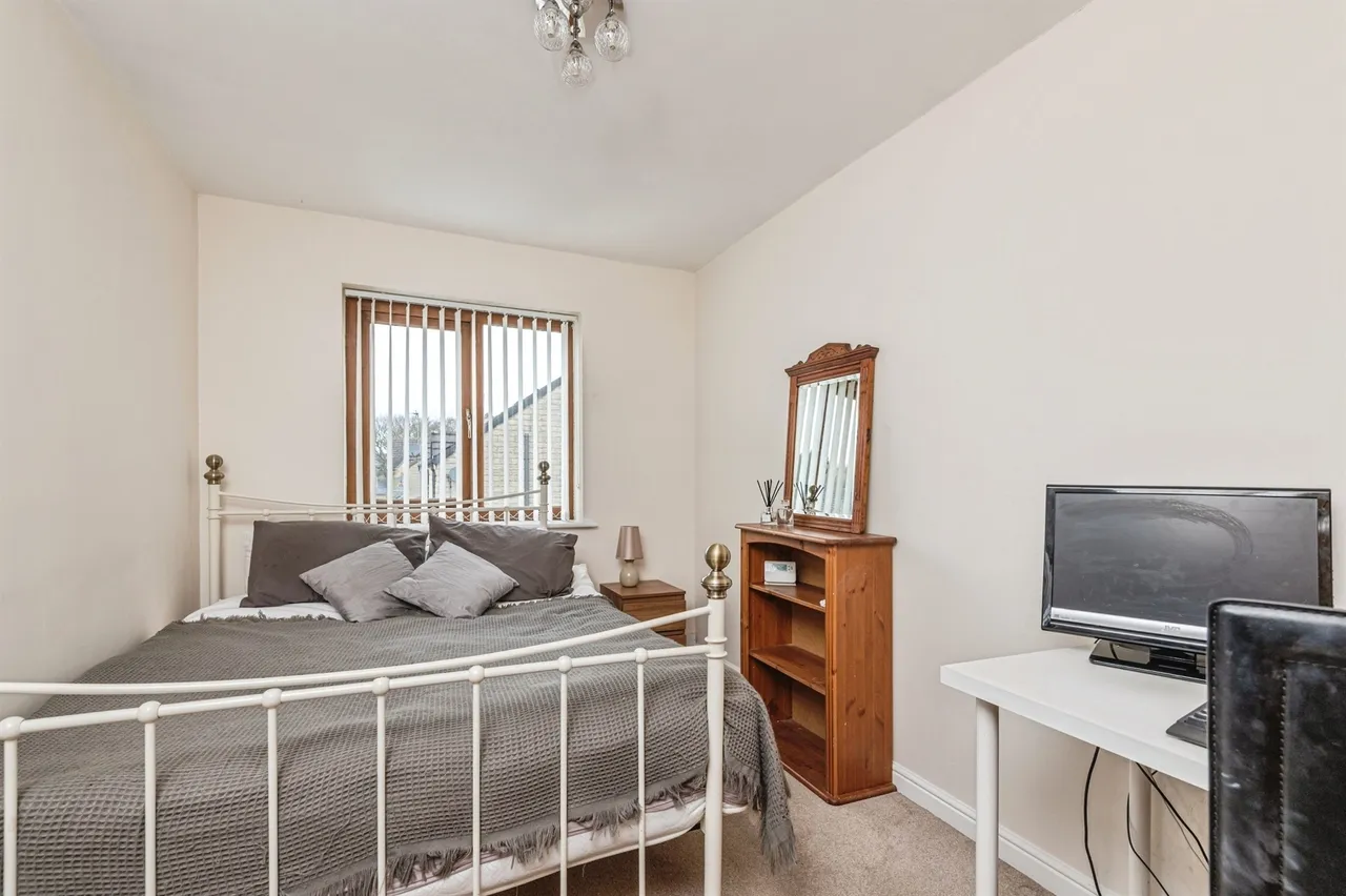 Flaxen Court, Bradford, photo 11