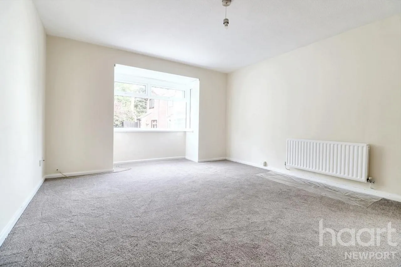 Gifford Close, Cwmbran, NP44, photo 4