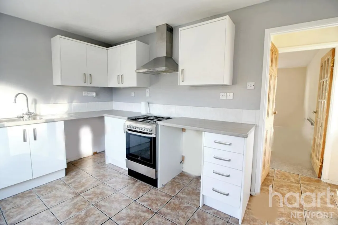 Gifford Close, Cwmbran, NP44, photo 6