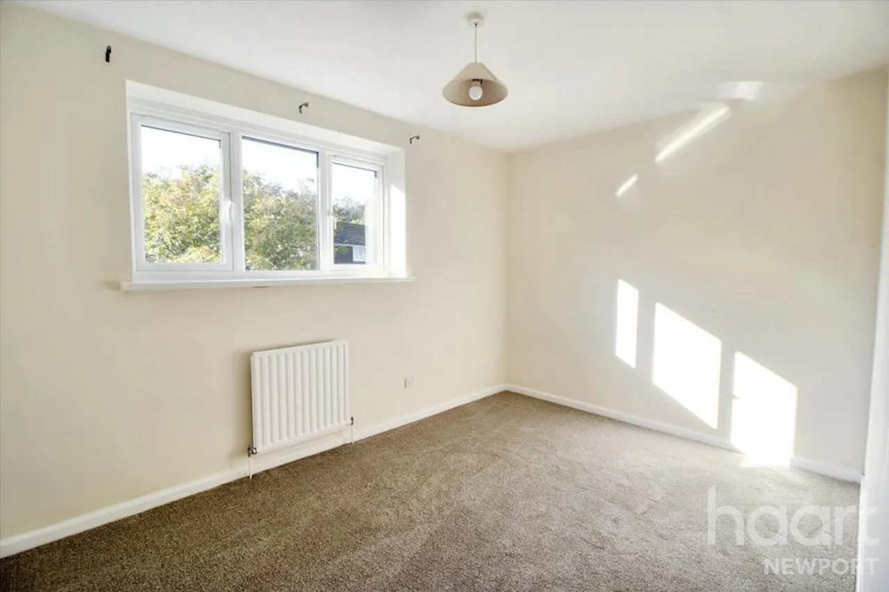 Gifford Close, Cwmbran, NP44, photo 14