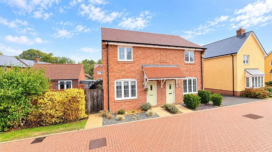 2 bed house for sale, Fiske Avenue, Halstead, CO9