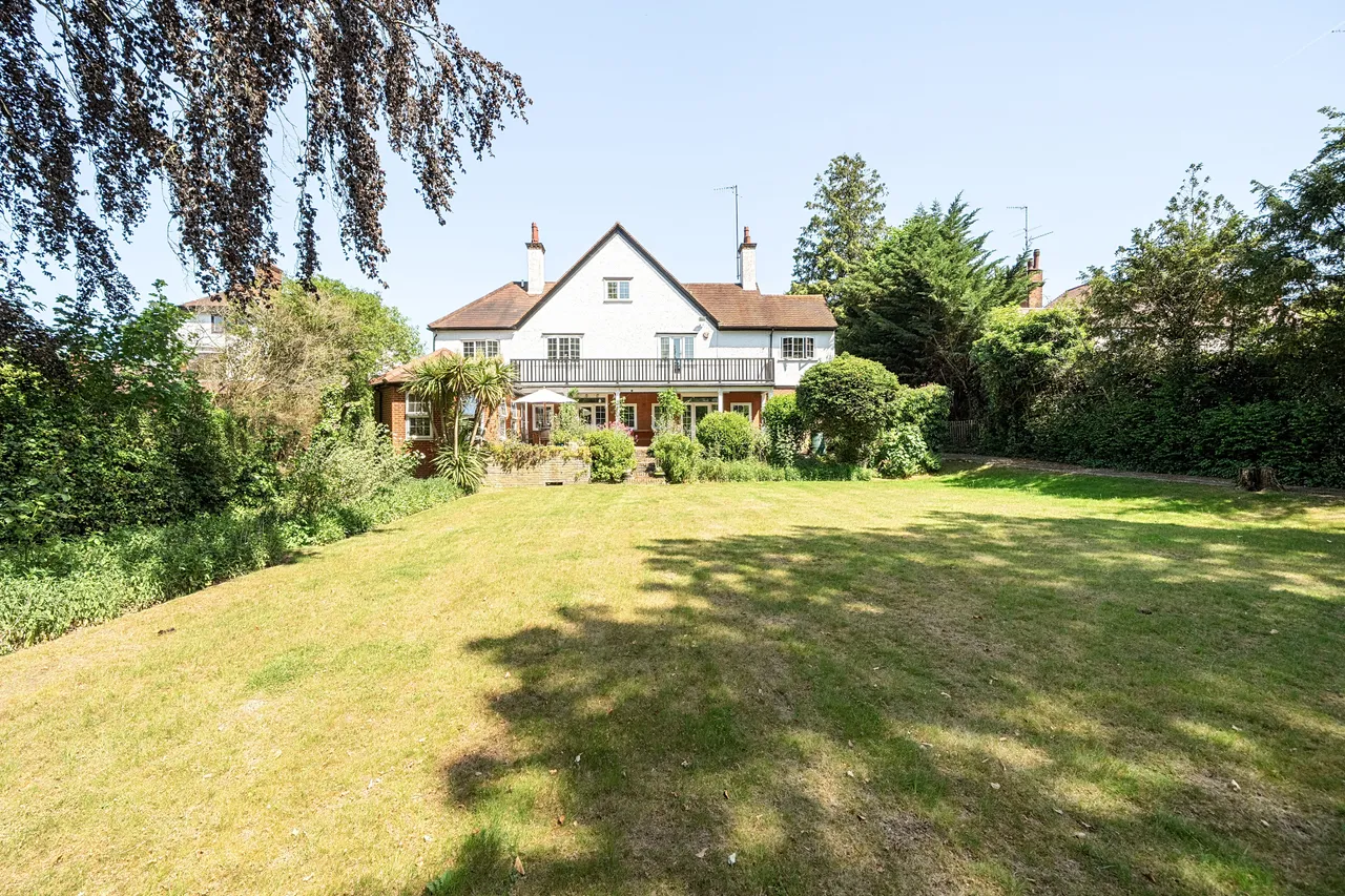 58 Paines Lane, Pinner, photo 2