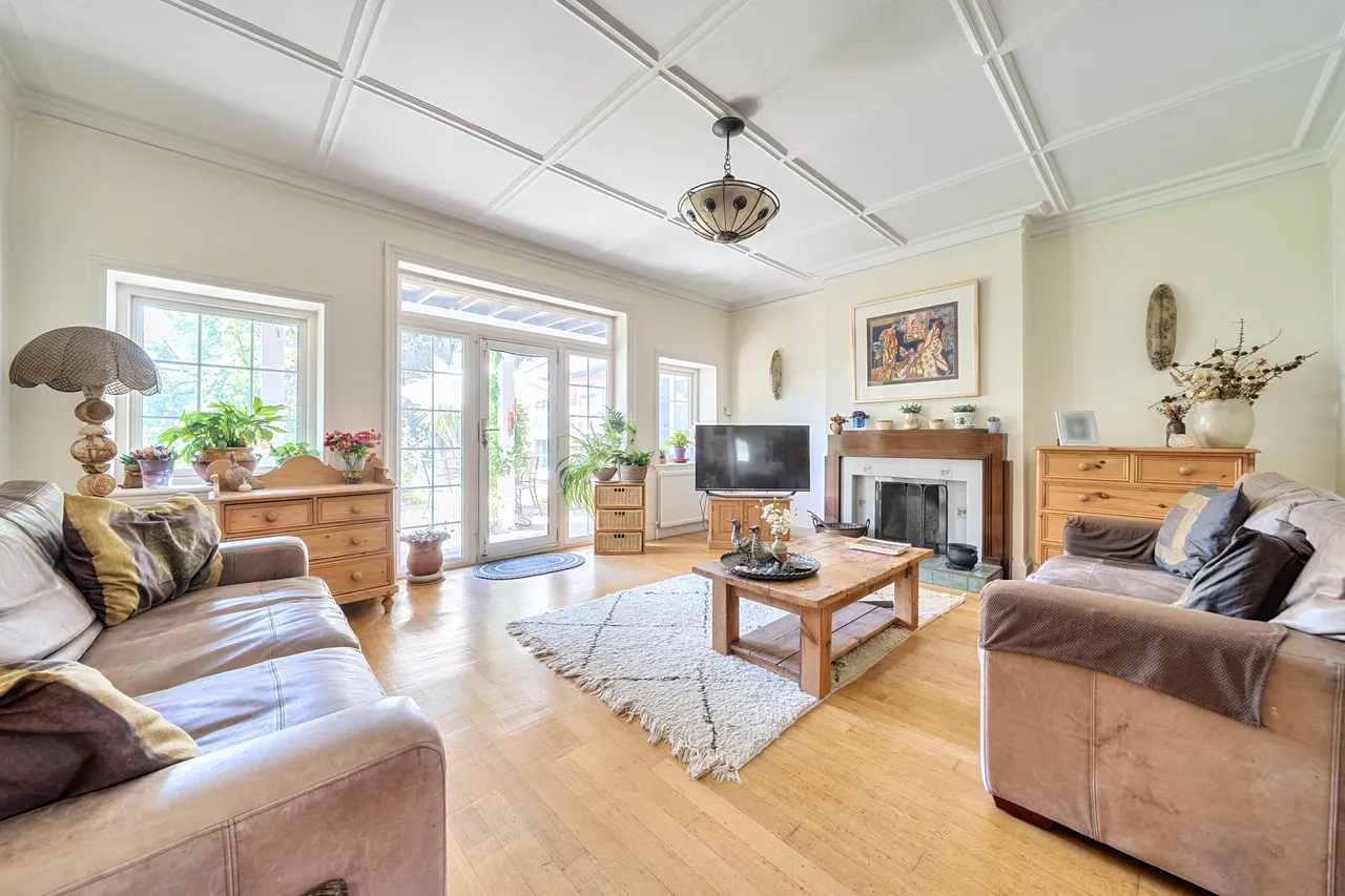58 Paines Lane, Pinner, photo 4