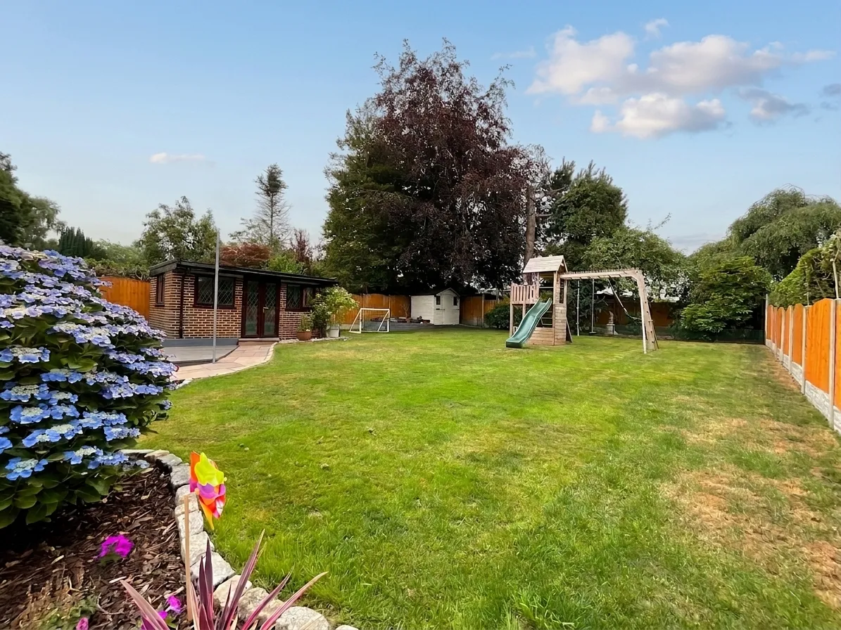 Sneyd Avenue, Newcastle, ST5, photo 3