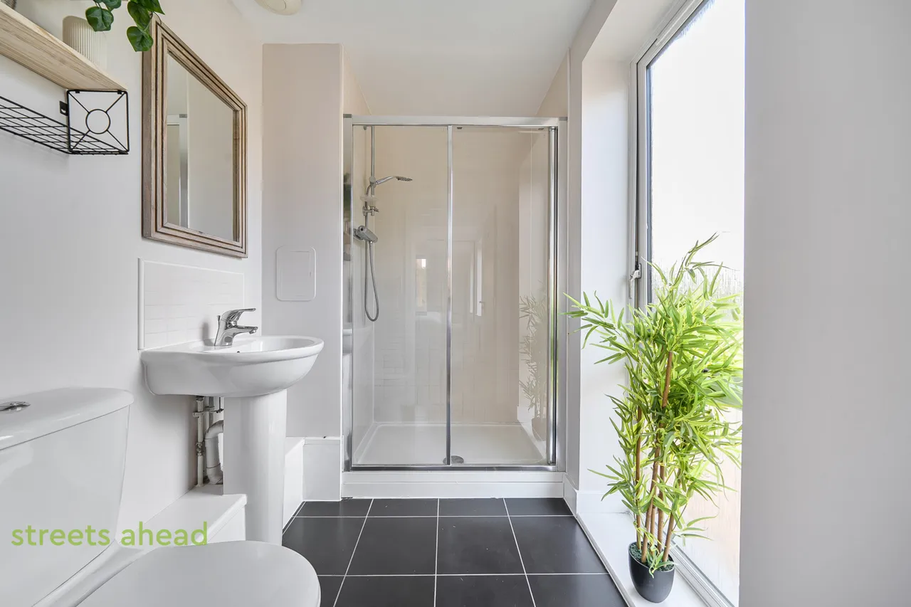 Watson Place, London, SE25, photo 13