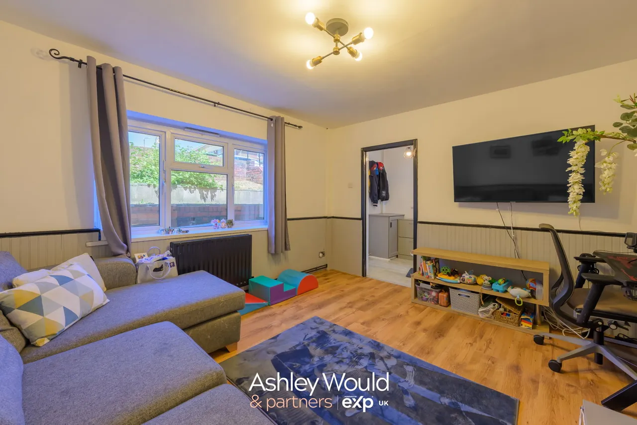 Timbertree Crescent, Cradley Heath, B64, photo 4