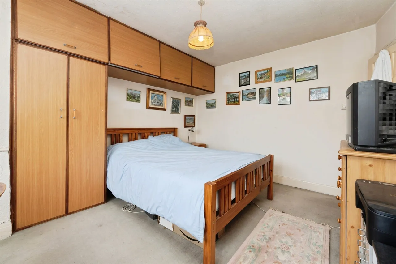 Kenton Lane, Harrow, photo 4