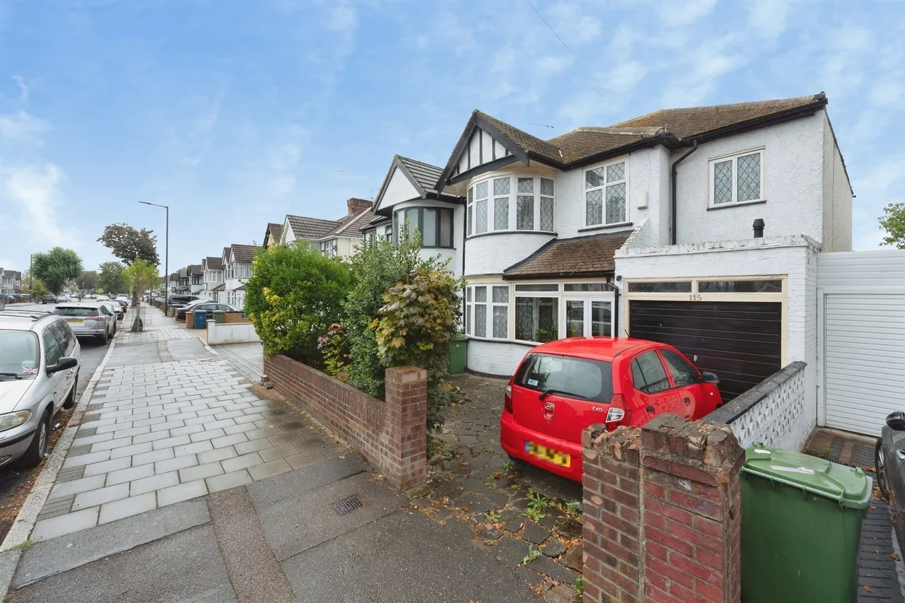 Kenton Lane, Harrow, photo 11