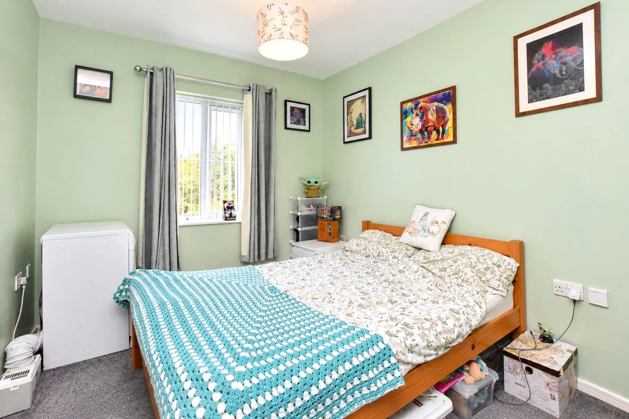 Sydney Barnes Close, Castleton, OL11, photo 5