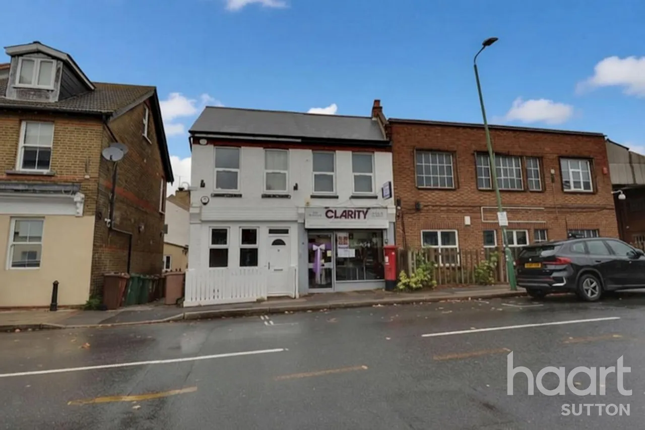 2 bed flat for sale, Lower Road, Sutton, SM1