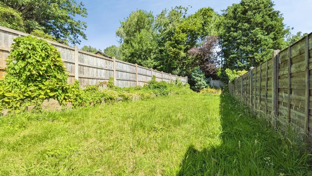 Lees Road, Salem, OL4, photo 14