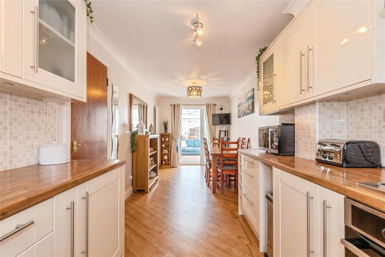 Bradford Close, Comeytrowe, TA1, photo 6
