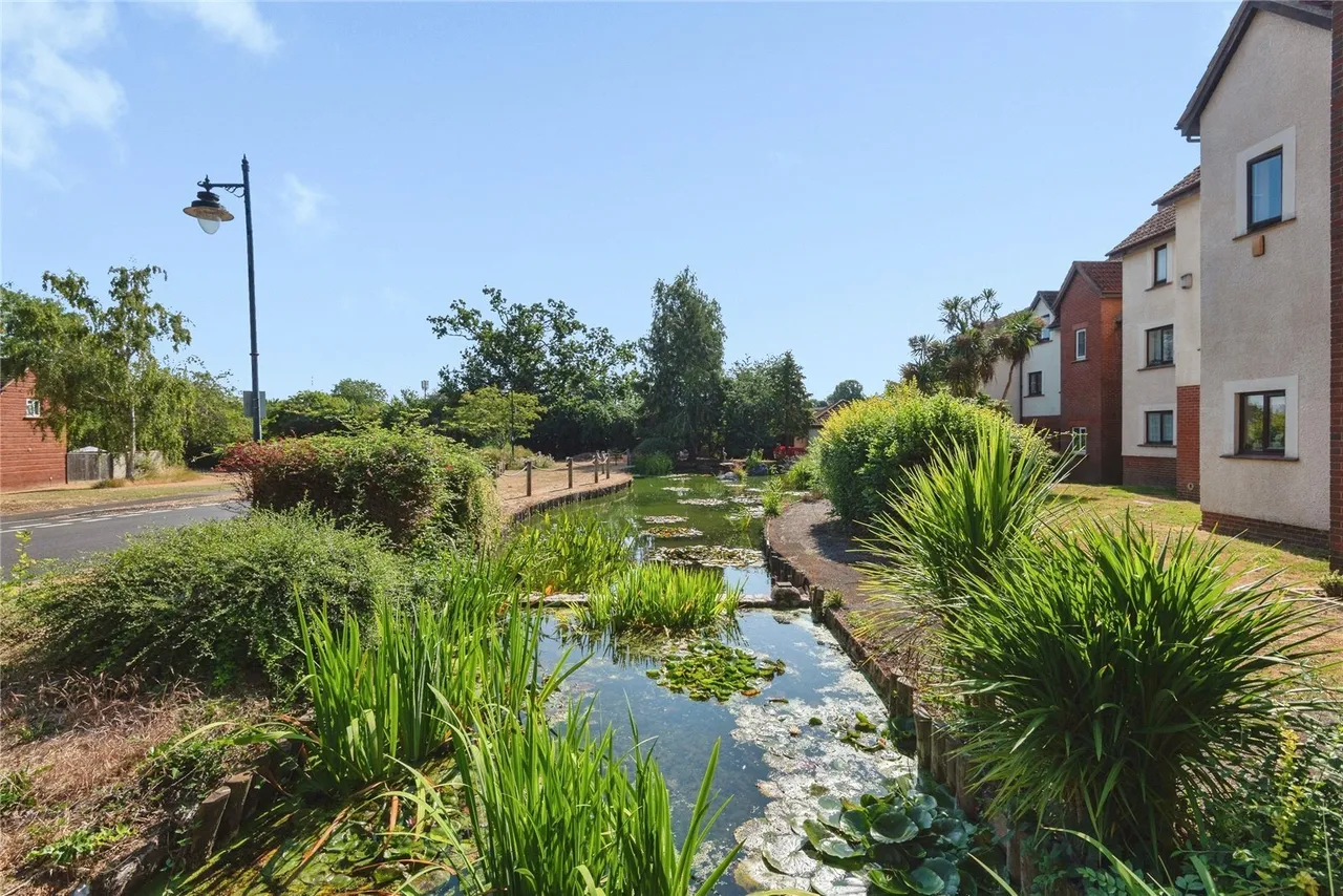 Bradford Close, Comeytrowe, TA1, photo 4