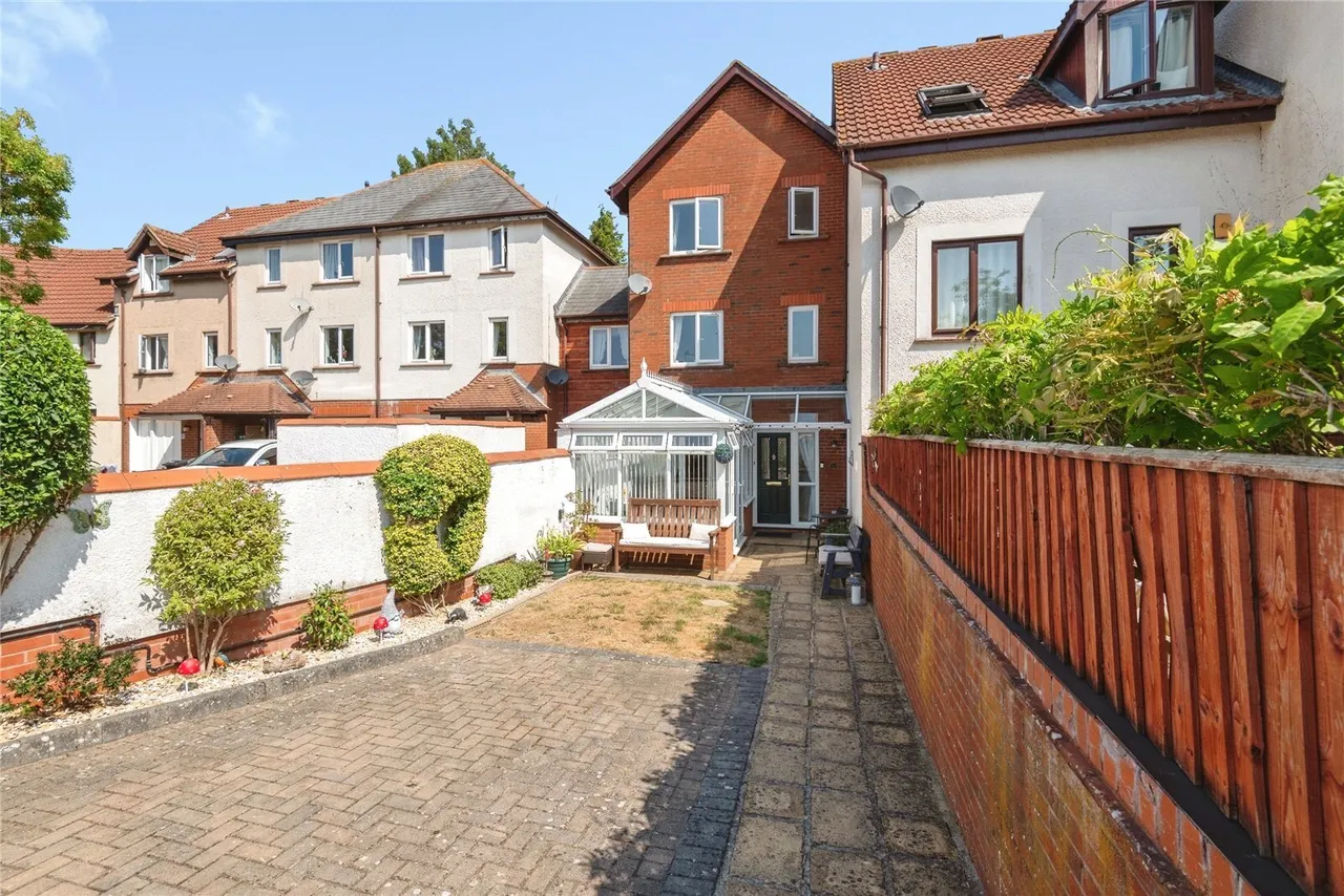 Bradford Close, Comeytrowe, TA1, photo 22