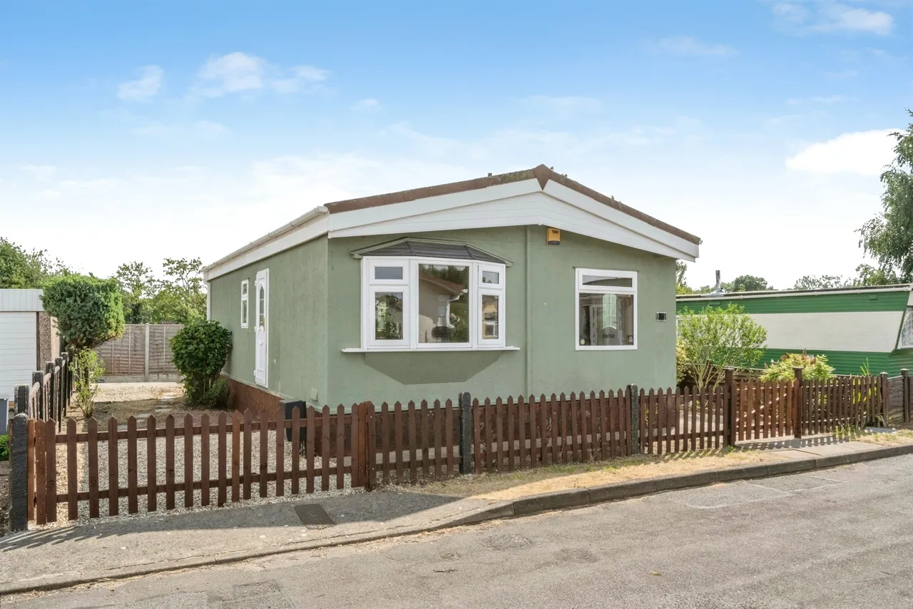 2 bed park home for sale — Ashfield Park, Scunthorpe
