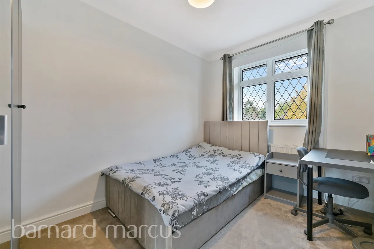 Queens Way, Feltham, TW13, photo 12