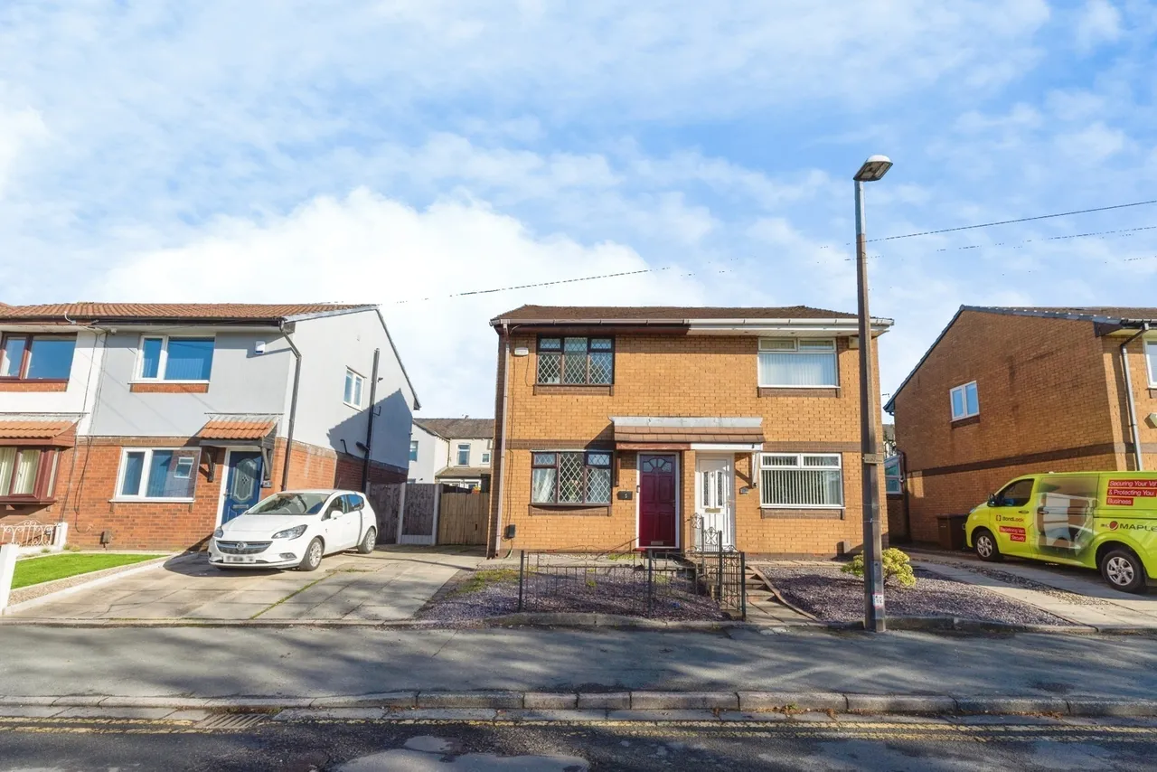 Milner Street, Swinton, M27, photo 16