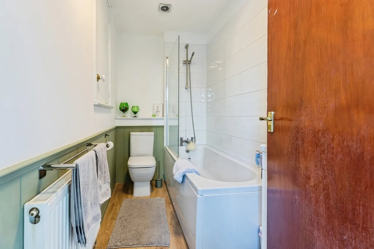 Milner Street, Swinton, M27, photo 11
