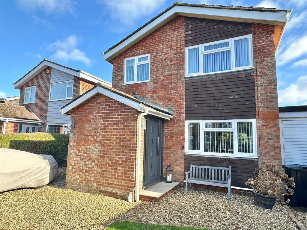 3 bed house for sale, Milford on Sea, Lymington