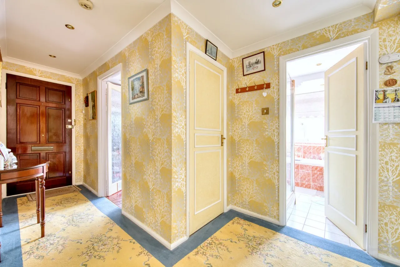 St Mary's Lodge, photo 8