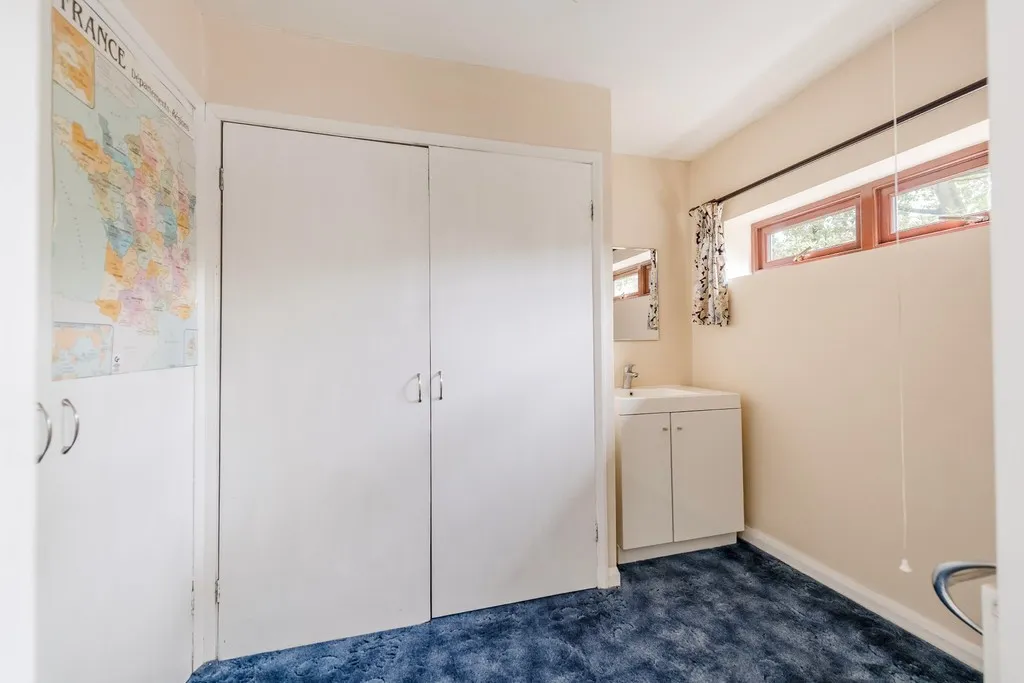 Tower Road, Ashley Heath, photo 16