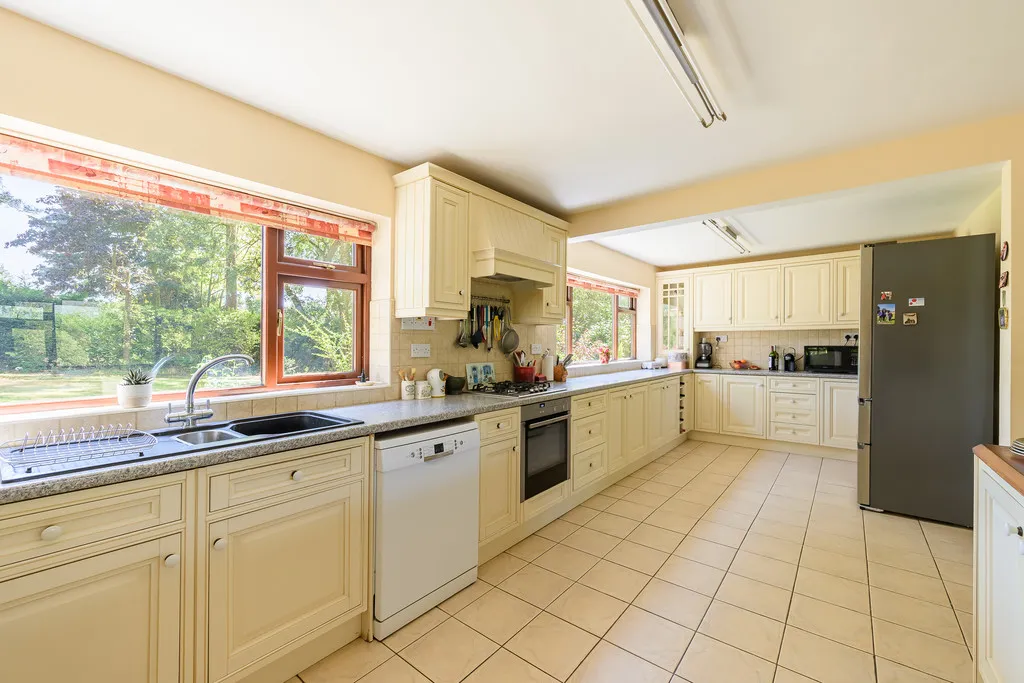 Tower Road, Ashley Heath, photo 8