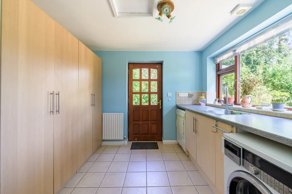 Tower Road, Ashley Heath, photo 11
