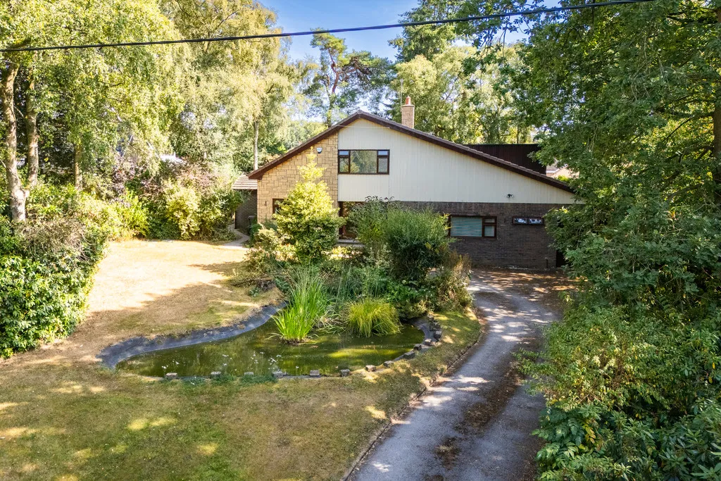 Tower Road, Ashley Heath, photo 4