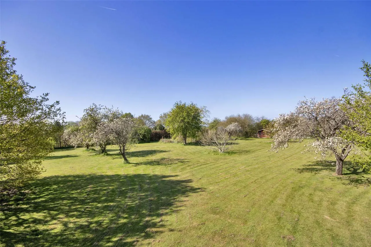 Hunton Road, Marden, TN12, photo 14