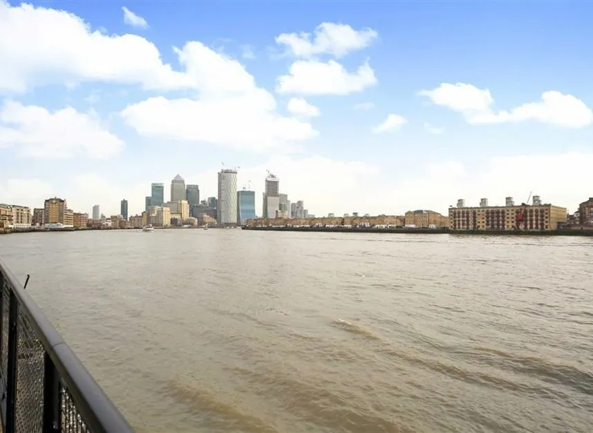 The Highway, Wapping, E1W, photo 7