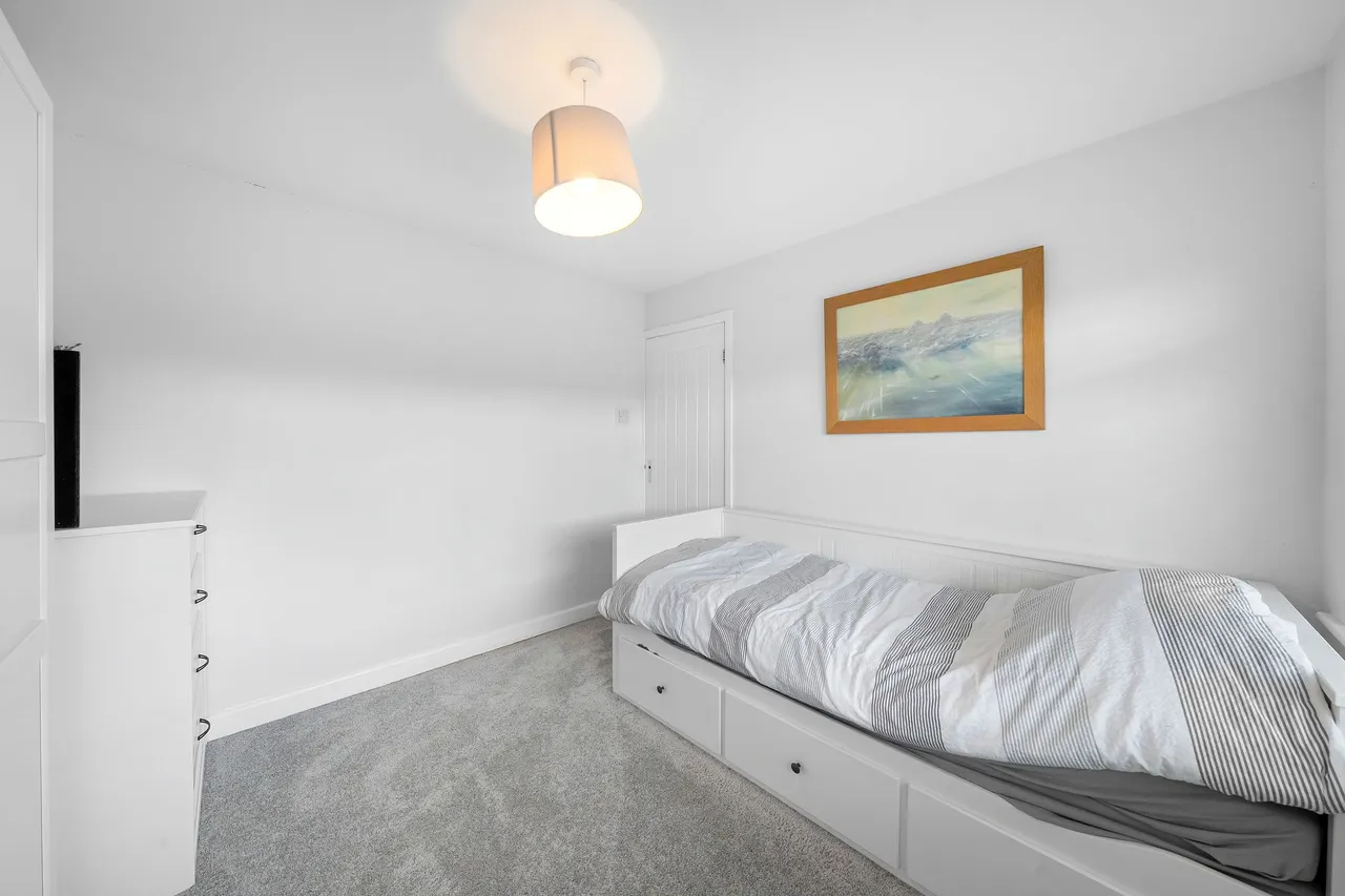 Olive Walk, Harrogate, HG1, photo 23