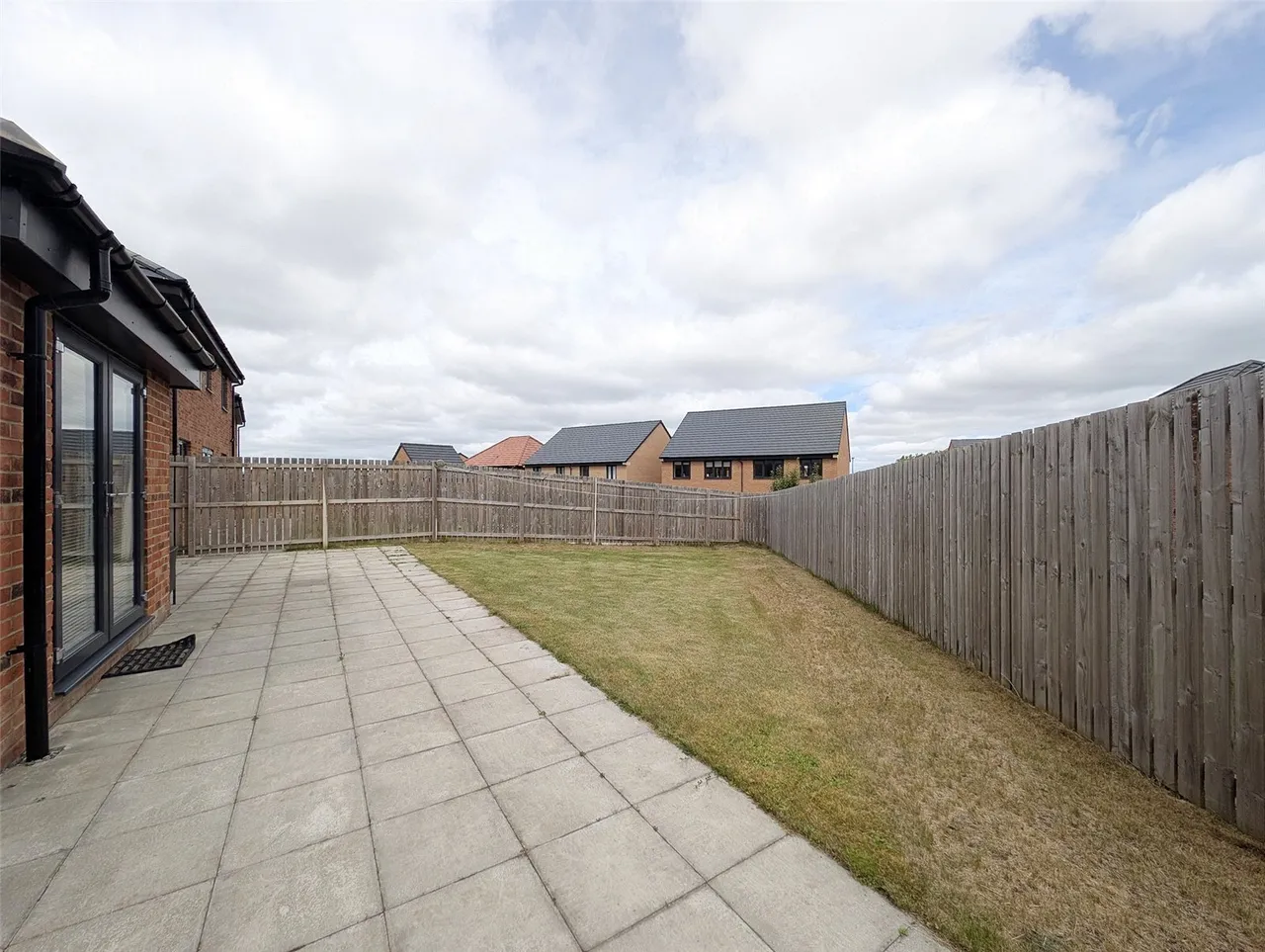 Hodgson Close, Callerton, Tyne and Wear, NE5, photo 23