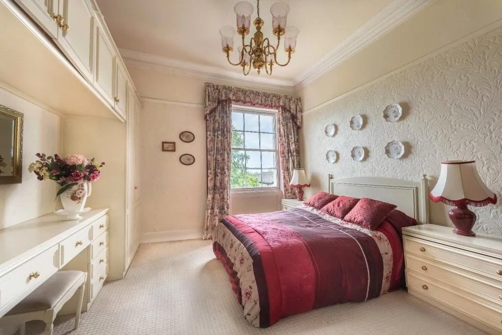 Village Road, Oxton, CH43, photo 8