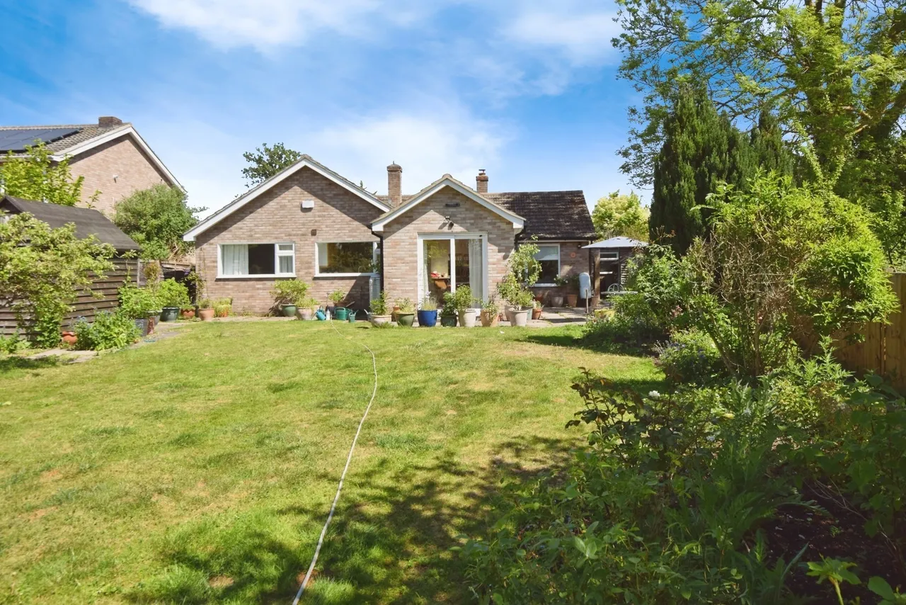 High Street, Hauxton, CB22, photo 22