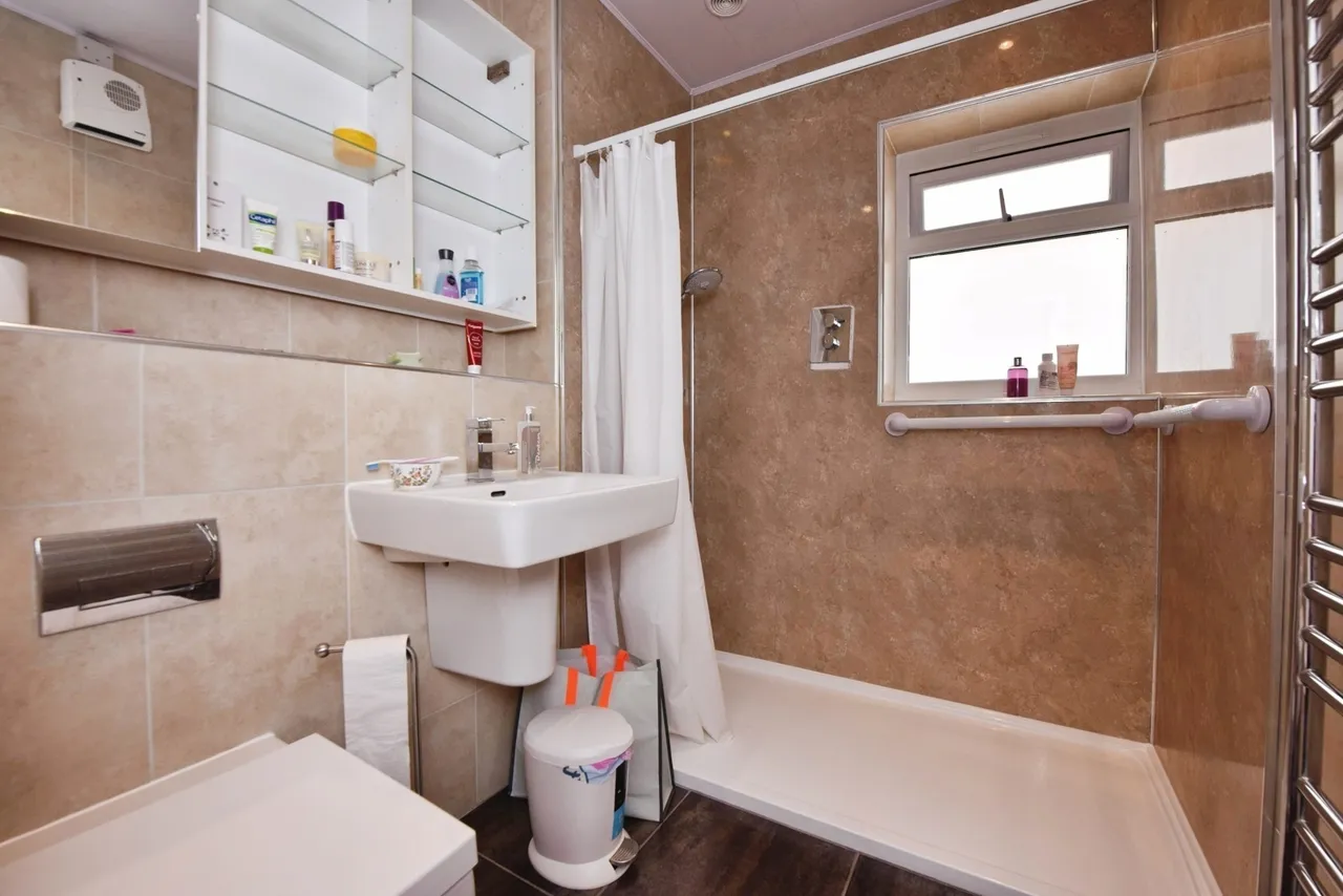 High Street, Hauxton, CB22, photo 25