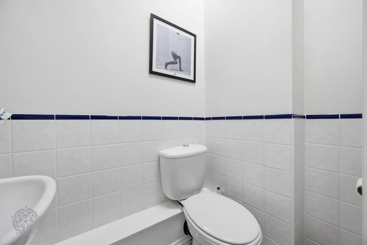Holcombe Road, Greenmount, Bury, BL8 4HF, photo 25