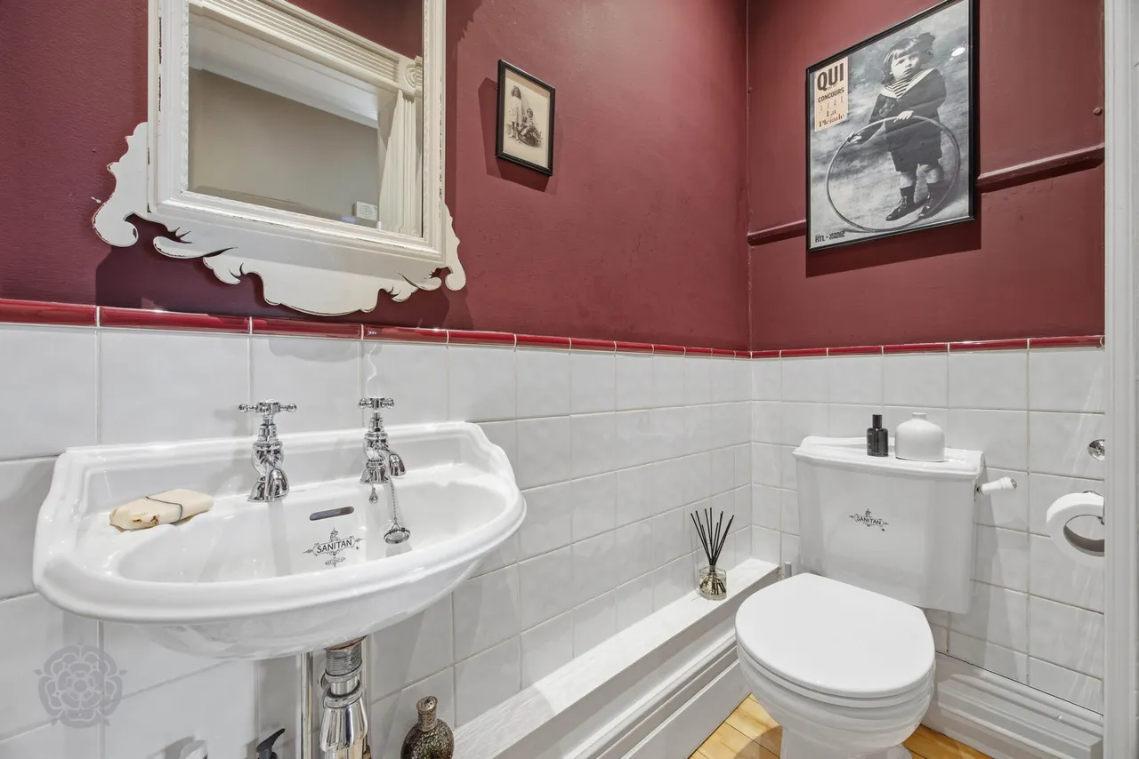 Holcombe Road, Greenmount, Bury, BL8 4HF, photo 34