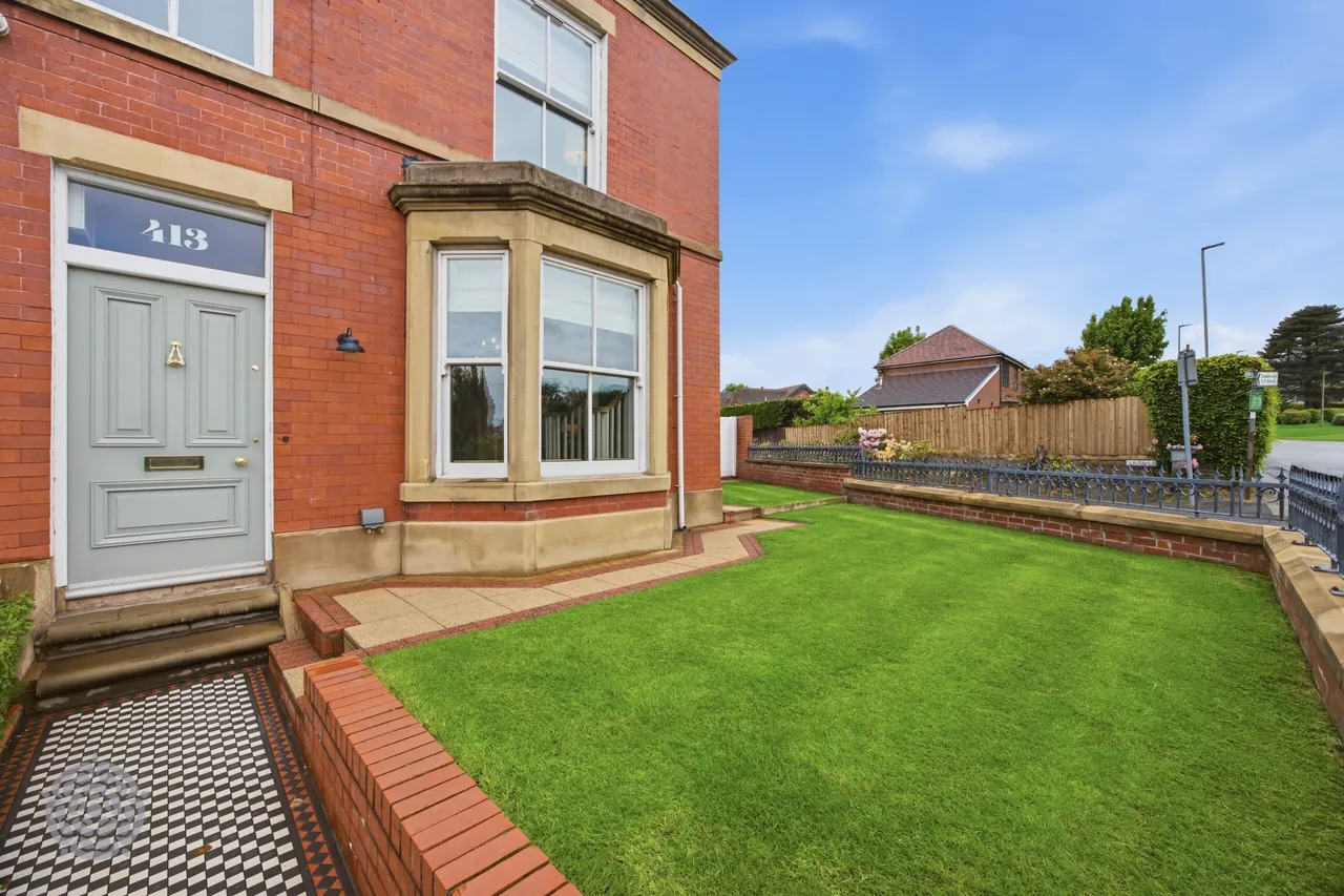Holcombe Road, Greenmount, Bury, BL8 4HF, photo 42