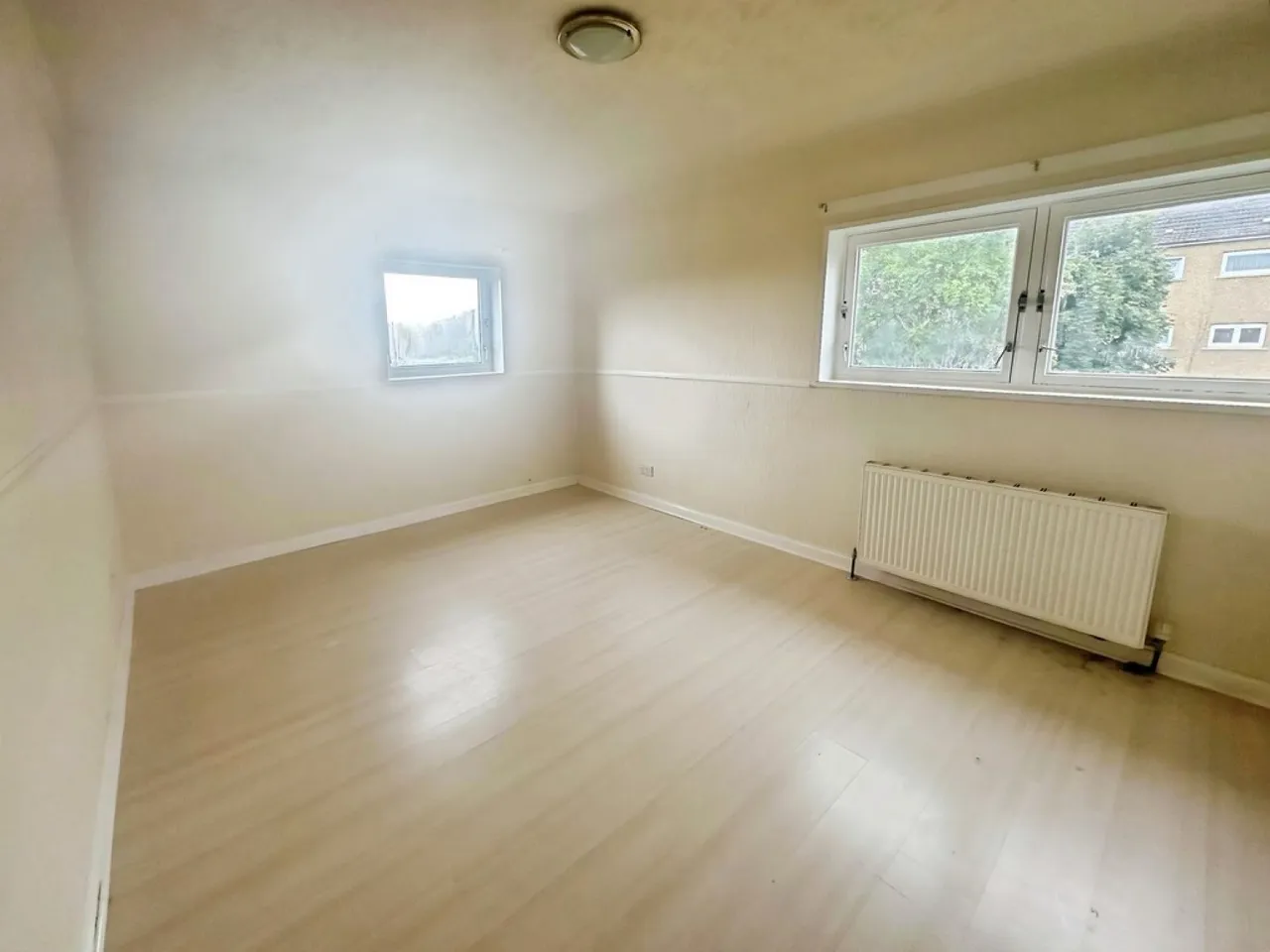 Paxstone Crescent, Harthill, photo 12