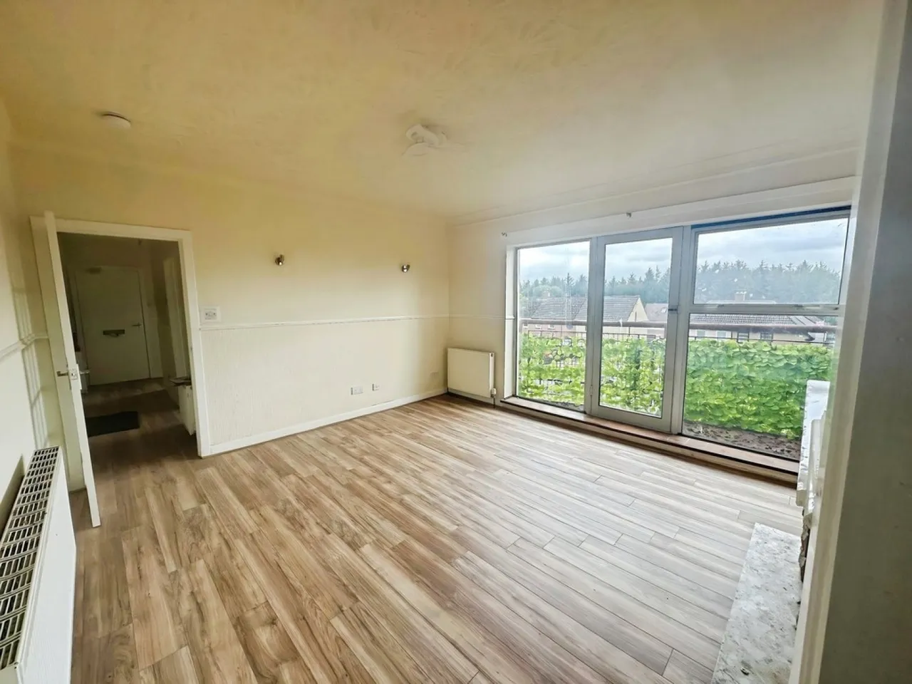 Paxstone Crescent, Harthill, photo 3