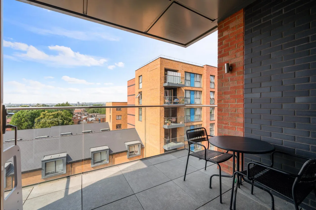 Copley Close, London, W7, photo 6