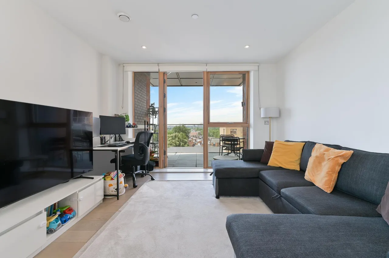 Copley Close, London, W7, photo 4
