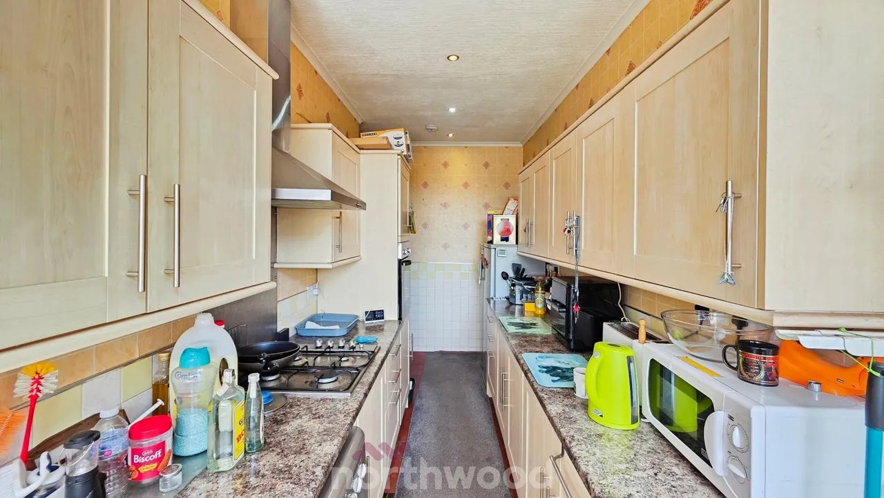 Sandringham Road, Town Moor, DN2, photo 5