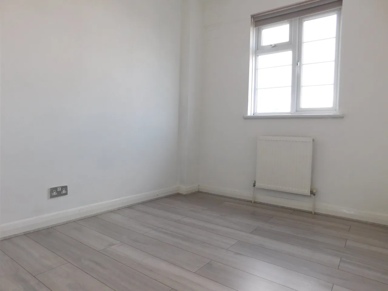 Uxbridge Road, Sheperds Bush, LONDON, W12 9EP, photo 8