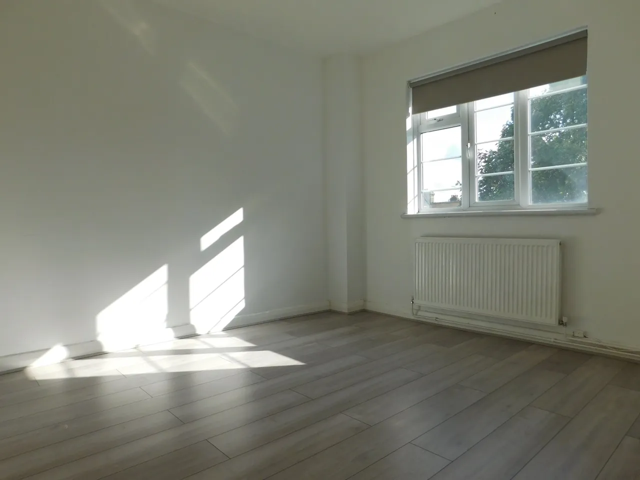 Uxbridge Road, Sheperds Bush, LONDON, W12 9EP, photo 9
