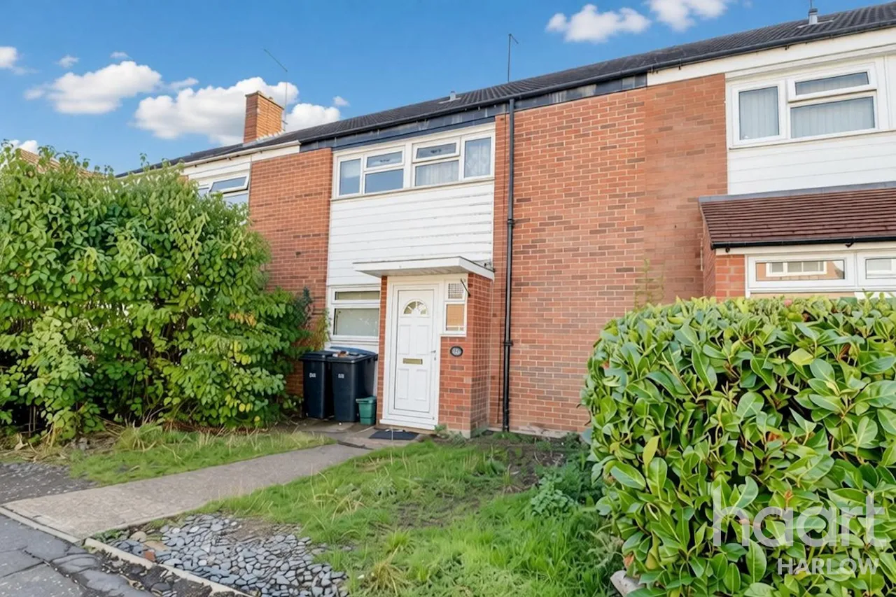 2 bed house for sale, Primrose Field, Harlow, CM18