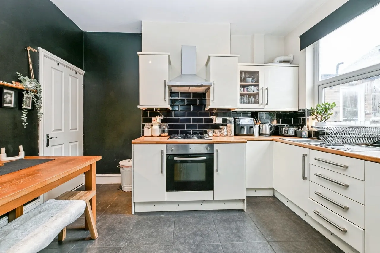Lyndhurst Road, NOTTINGHAM, Nottinghamshire, NG2, photo 3