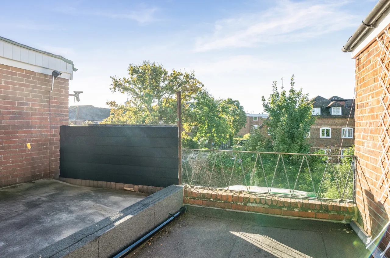 Shore Road, Warsash, SO31, photo 9