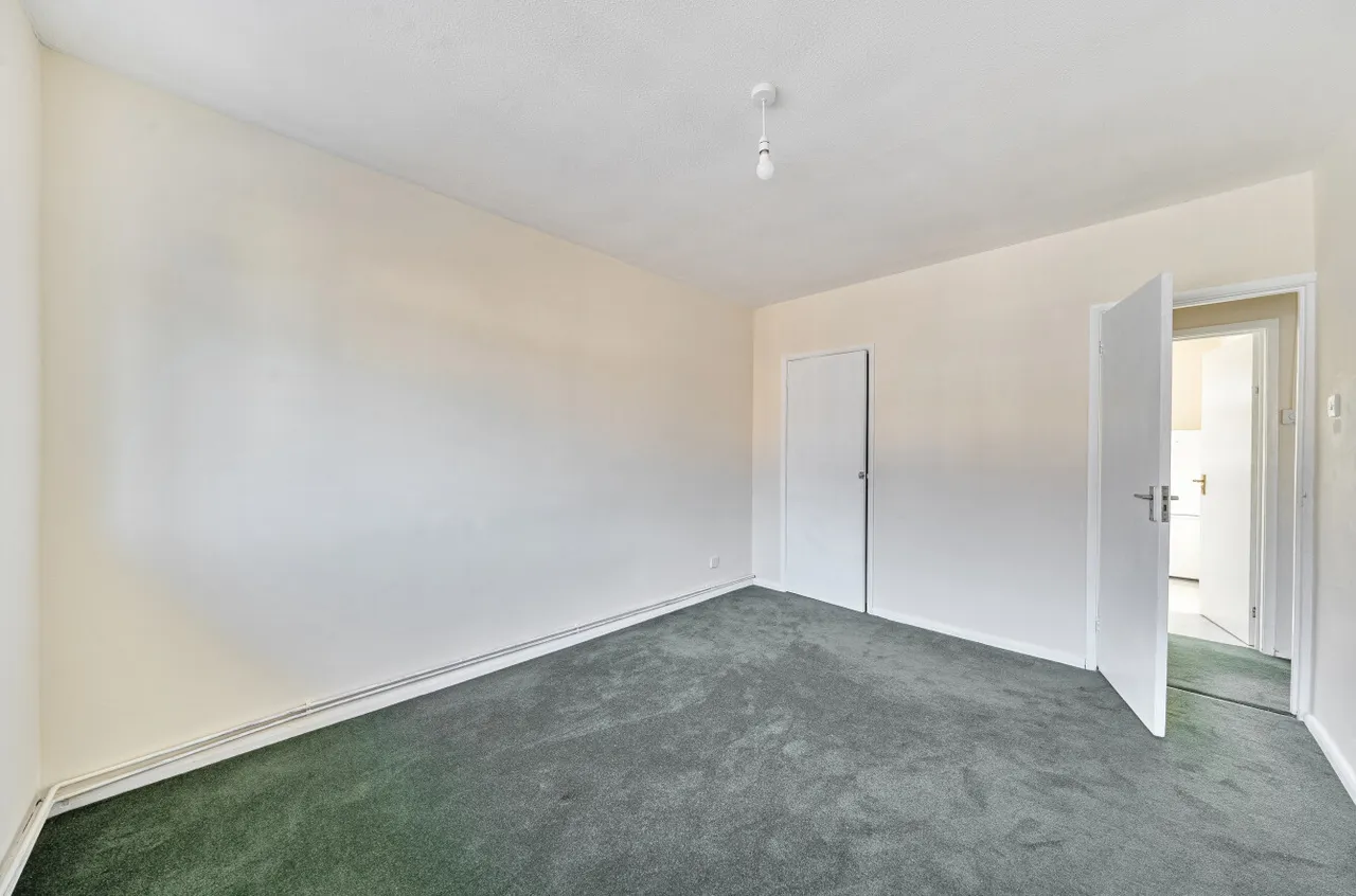 Shore Road, Warsash, SO31, photo 6